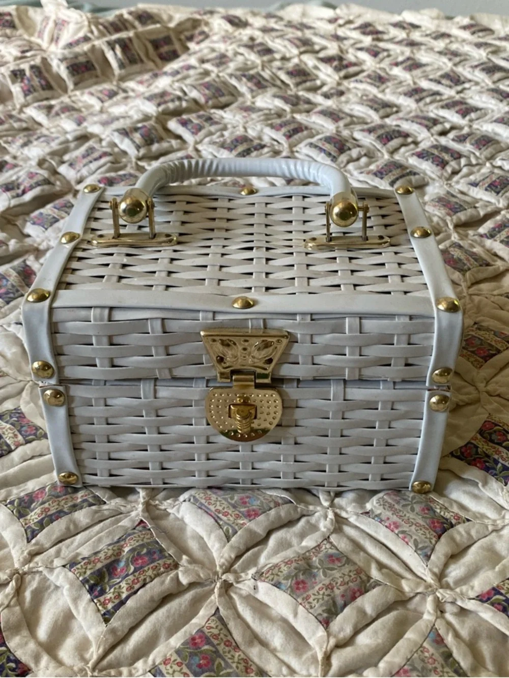 Vintage mid century- White Woven Hard Case Bag with Gold Hardware